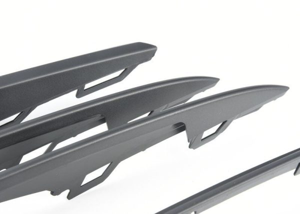 NEW GENUINE VW GOLF MK7.5 GTI FRONT BUMPER GRILLE RIGHT SIDE O/S 5G0853666P9B9 - Image 6