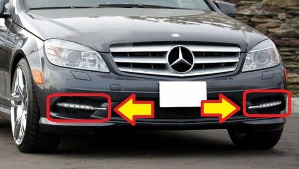 NEW GENUINE MERCEDES BENZ MB C W204 AMG FRONT FOG DRL LIGHT GRILL PAIR L+R - Image 2