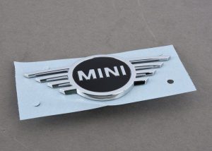 NEW GENUINE MINI F55 F56 F56BEV F57 REAR TRUNK EMBLEM TAILGATE BADGE 51149447808