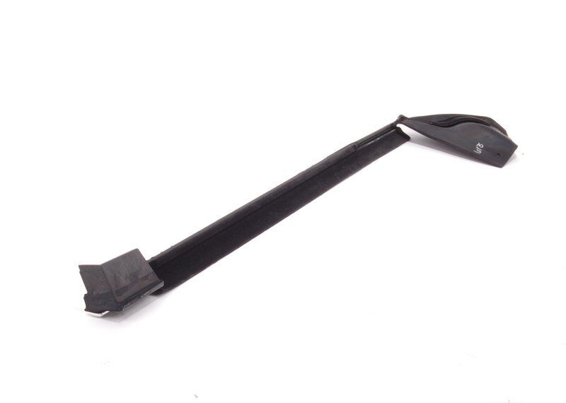 BMW NEW GENUINE 3 SERIES E46 CONVERTIBLE OUTER WEATHERSTRIP RIGHT O/S 51367026388 - Image 4