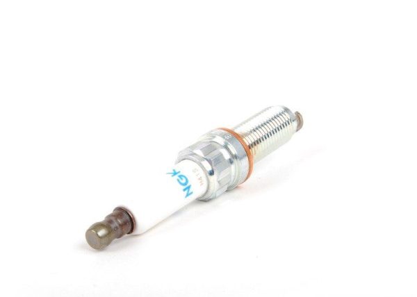 NEW GENUINE BMW PETROL ENGINE IGNITION SPARK PLUG NGK SILZKBR8D8S 1 PCS 12120039664