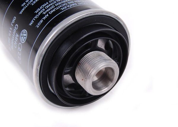 NEW GENUINE AUDI VW ENGINE OIL FILTER 06J115403Q - Image 5