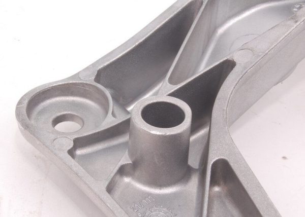 BMW GENUINE NEW E81 E82 E87 E88 E90 E91 E92 E93 GEAR BOX SUPPORT 22326778060 - Image 3