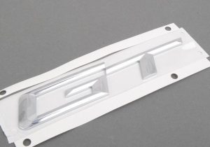 BMW NEW GENUINE F34 3 GT 13-17 LIFTGATE TAILGATE HATCH GT EMBLEM 51147351971