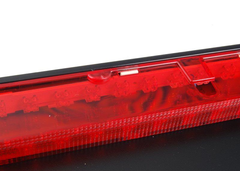 NEW GENUINE AUDI A5 8T REAR HIGH LEVEL CENTER THIRD 3RD LIGHT BRAKE 8T0945097B - Image 7