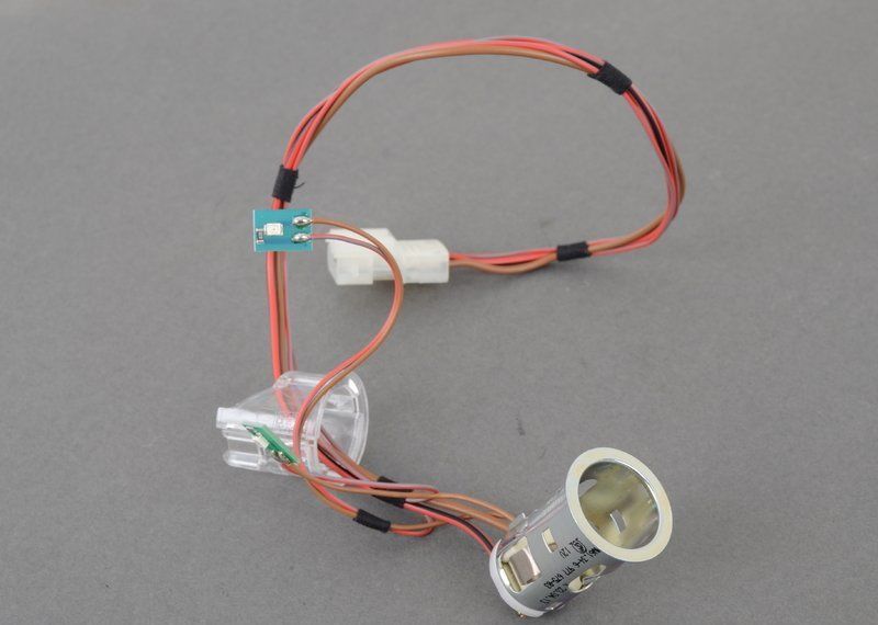 NEW OEM BMW F10 F11 F12 F13 E70 E71 CIGARETTE LIGHTER SOCKET 61346977675 - Image 9