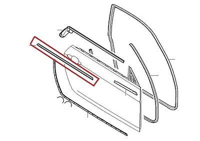 BMW NEW GENUINE E81 E82 E88 FRONT WINDOW CHANNEL COVER RIGHT GLOSS BLACK O/S 51337190868 - Image 2