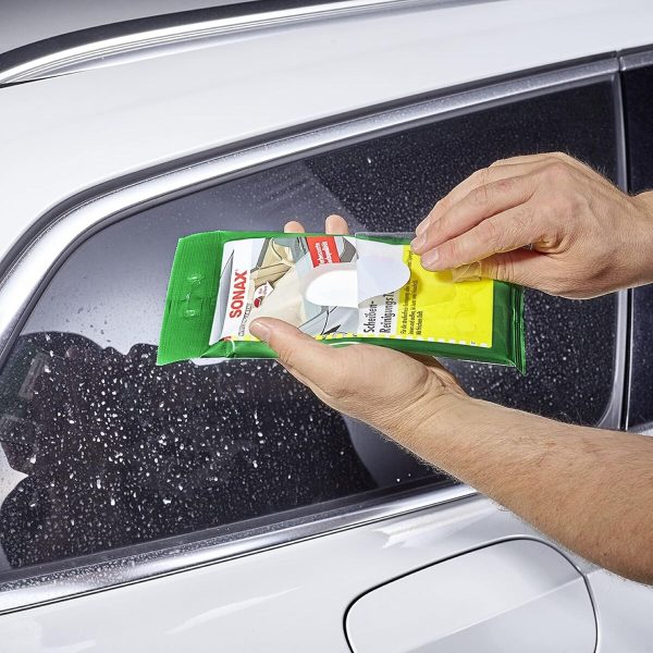 SONAX Windscreen Cleaning Cloths (Pack of 10) for Quick, Easy and Streak-Free Cleaning of All Glass and Mirror Surfaces, Item No. 04150000 - Image 4