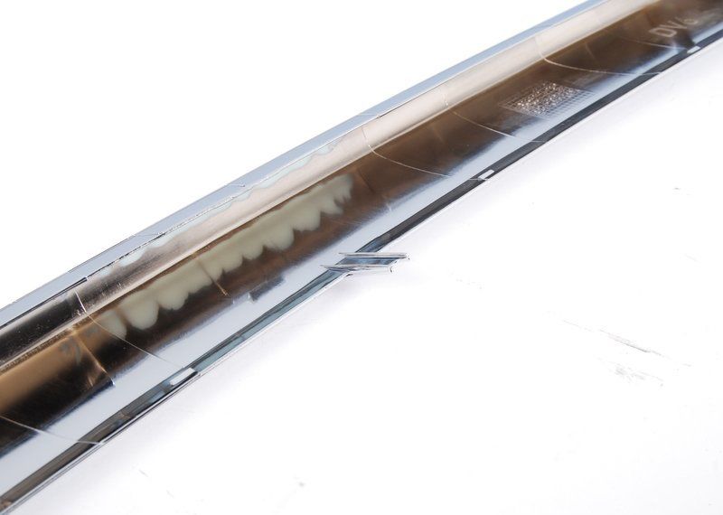 MINI NEW GENUINE R56 R55 R57 R58 LCI FRONT LOWER GRILL SECTION CHROME TRIM 51112751624 - Image 4