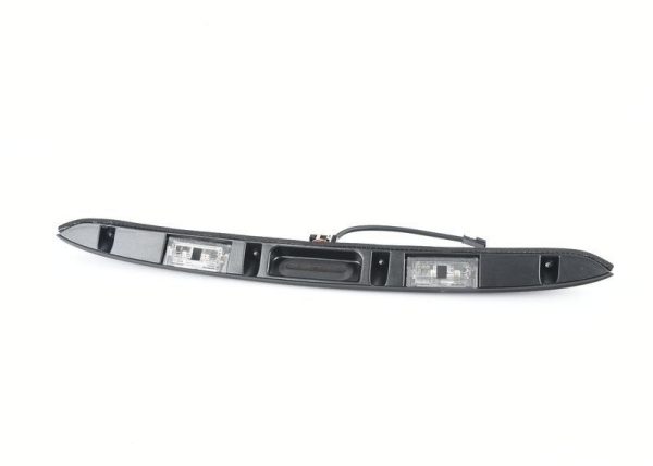 Genuine BMW E46 Saloon Trunk lid handle grip. With key button and license plate lighting - Image 3