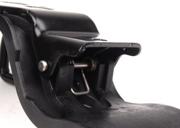 AUDI NEW GENUINE A3 8P 2004-2008 HOOD SAFETY CATCH LATCH LOCK 8P0823480 - Image 5