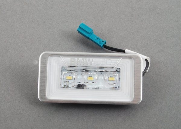 BMW NEW GENUINE 1 2 3 4 5 7 X1 LED LUGGAGE TRUNK COMPARTMENT LIGHT 63312348803