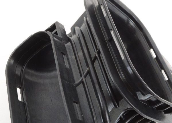NEW GENUINE BMW 1 2 3 4 SERIES AIR INTAKE DUCT CHANNEL 13717613157 - Image 4
