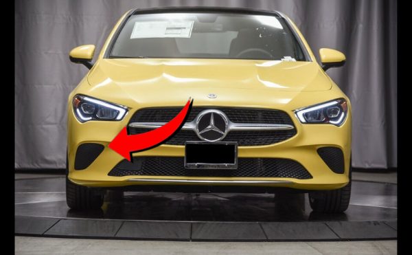 NEW GENUINE MERCEDES MB CLA250 FRONT BUMPER FOG LIGHT GRILL RIGHT O/S 1188856700 - Image 2