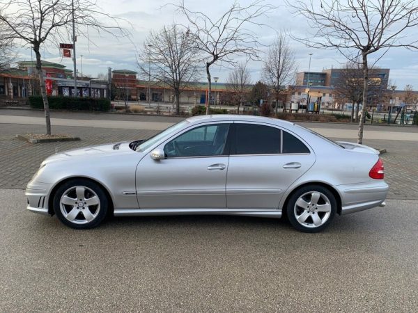 Side Skirts suitable for MERCEDES E-Class W211 (2003-2009) Sport Design - Image 9