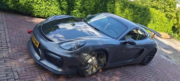 CARBON Performance Aero hood for Porsche Cayman 981 - Image 6