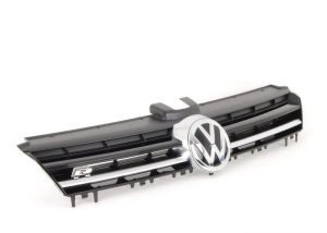 NEW GENUINE VOLKSWAGEN GOLF MK7 FRONT BUMPER CENTER RADIATOR GRILL 5G0853651EADQ