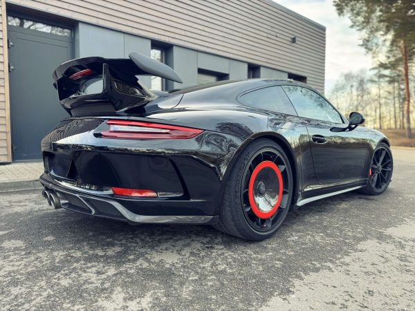 Aerodynamic aero disc set rear wheel discs covers for the Porsche 991 GT3 - Image 6