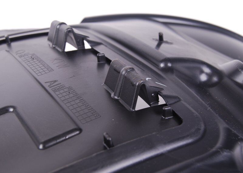 BMW NEW GENUINE 3 F30 F31 12-16 FRONT O/S RIGHT WHEEL ARCH BOTTOM COVER 51717260726 - Image 4