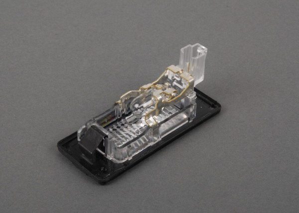 NEW GENUINE SEAT ALHAMBRA 11-16 LICENCE NUMBER PLATE LIGHT LENS 5N0943021B - Image 2