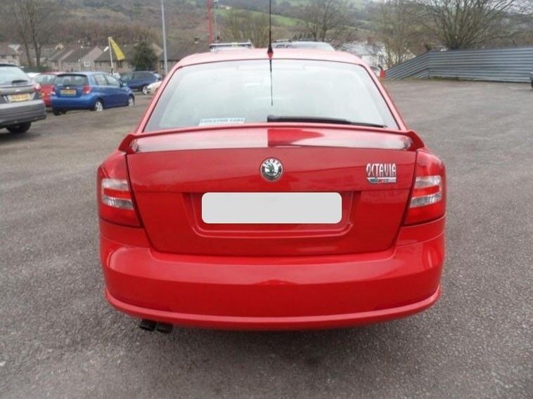 Trunk Spoiler suitable for Skoda Ocatavia II (2004-2013) - Image 9