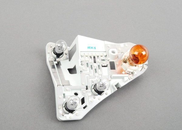BMW NEW GENUINE 3 E93 06-10 RIGHT O/S REAR OUTER TAILIGHT BULB SOCKET 63217178384