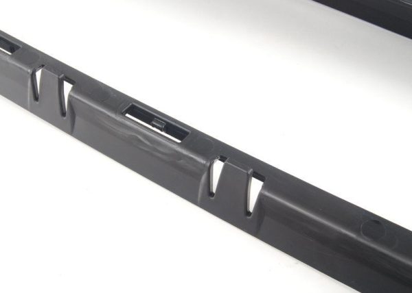 NEW GENUINE BMW 5 SERIES F10 F11 FRONT M SPORT BUMPER LOWER CENTER GRILL FRAME 51748049347 - Image 2