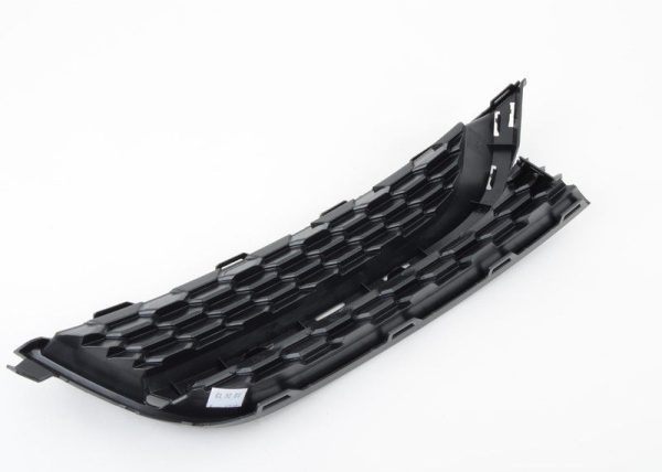 NEW GENUINE VOLKSWAGEN PASSAT B7 FRONT BUMPER LOWER GRILL LEFT N/S 561853665E9B9 - Image 2