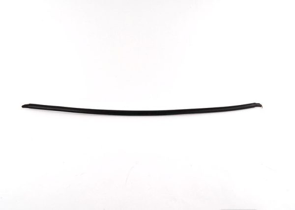 NEW GENUINE BMW X3 E83 FRONT UPPER WINDSHIELD SEAL COVER 51313415508