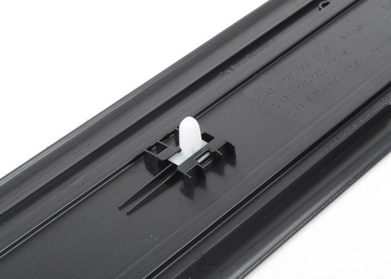BMW NEW GENUINE 5 SERIES F10 F11 M SPORT DOOR ENTRY SILL STRIP RIGHT O/S 51478050054 - Image 4