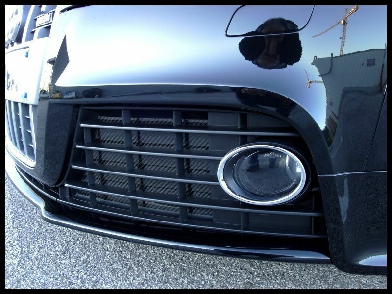 NEW GENUINE AUDI TT S-LINE 07-10 FRONT BUMPER O/S RIGHT + N/S LEFT FOG GRILL SET 8J0807682F01C + 8J0807681F01C - Image 2