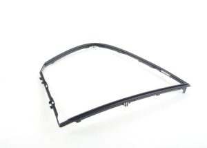 NEW GENUINE BMW 3 SERIES E90 REAR DOOR SIDE WINDOW VENT SEAL RIGHT O/S 51347060220