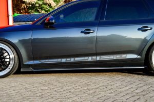 Black Gloss Performance Side skirts addons / Blades / diffusers / sill covers with Wing ForAudi A4 B9 15-20