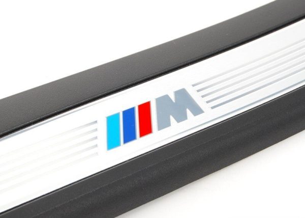 BMW NEW GENUINE 5 E60 E61 03-10 N/S LEFT REAR M SPORT DOOR SILL STRIP 51477898823 - Image 2