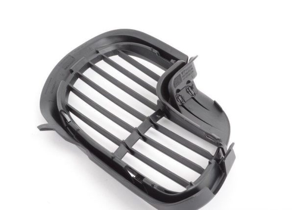 NEW GENUINE PORSCHE 996 C4S 01-05 FRONT BUMPER BLACK AIR INTAKE GRILLE LEFT N/S 9965055630001C - Image 3
