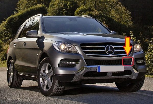 NEW GENUINE MERCEDES MB ML CLASS W166 FRONT BUMPER LOWER GRILL COVER LEFT N/S A1668850522 - Image 2