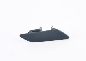 NEW GENUINE PORSCHE PANAMERA FRONT BUMPER HEADLIGHT WASHER COVER RIGHT 1PC 97050573200G2X