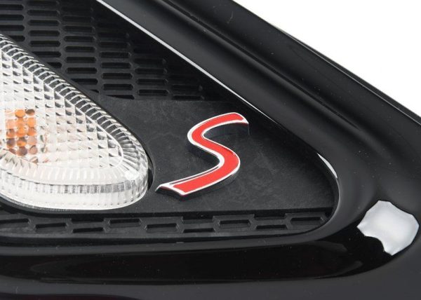 GENUINE MINI COUNTRYMAN PACEMAN S RIGHT O/S GLOSS BLACK TURN SIGNAL TRIM 51139812908 - Image 2