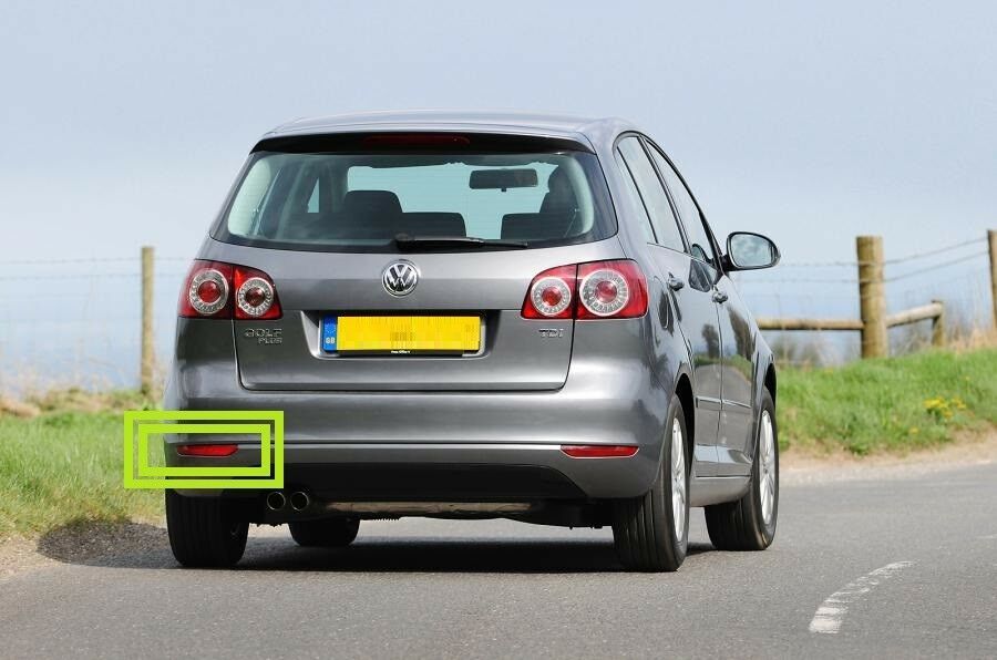 NEW GENUINE VW GOLF PLUS 2009-2014 REAR BUMPER LEFT N/S REFLECTOR 5M0945105C - Image 2