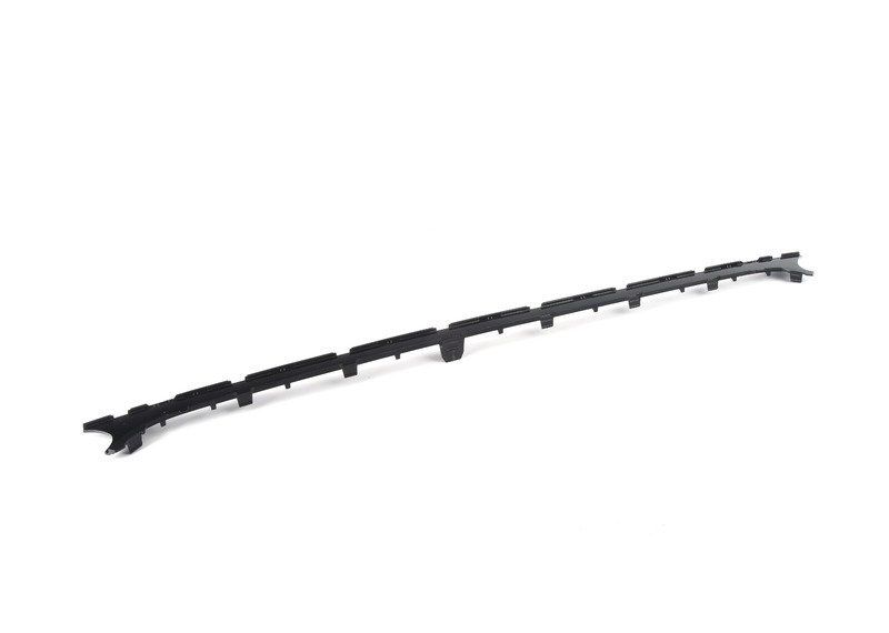 NEW GENUINE BMW 7 SERIES G11 G12 REAR BUMPER CENTER COVER AND CHROME TRIMS 51127377166 + 51127369915 + 51127369917 - Image 4