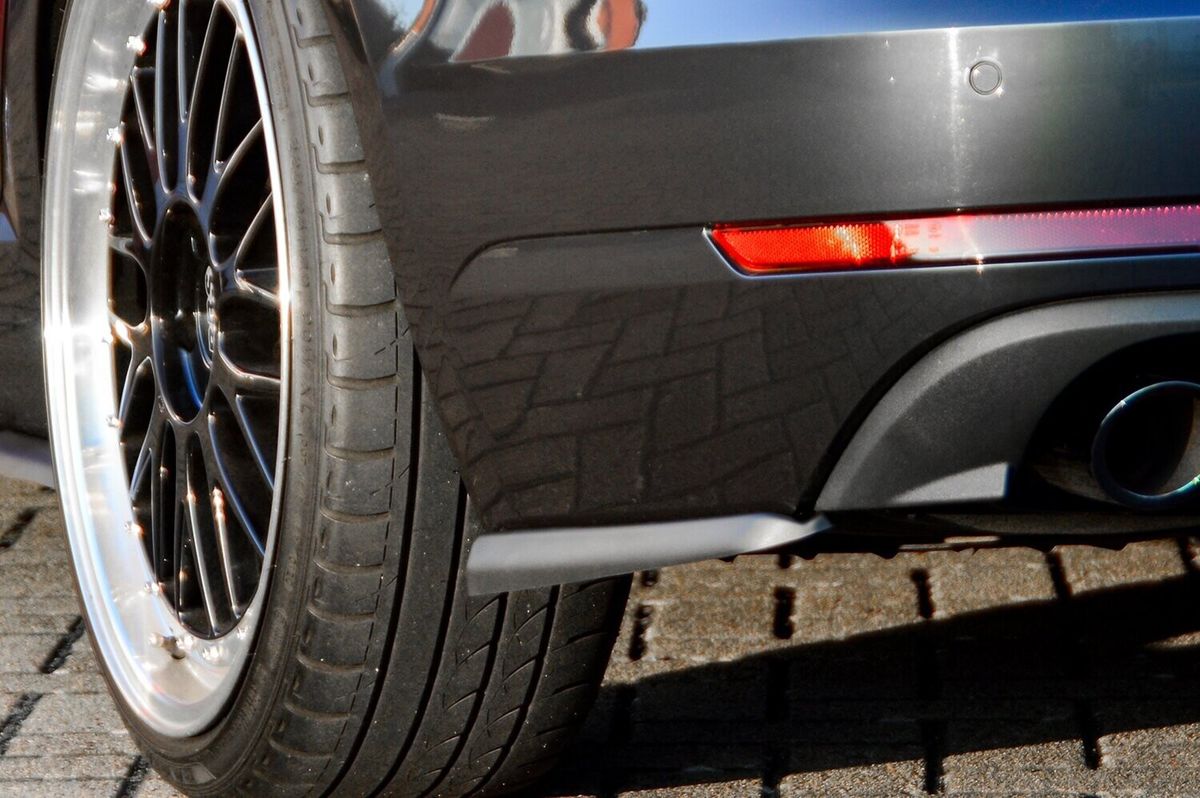 Black Gloss Performance Rear Bumper Side Flaps / Splitters For Audi A4 B9 2015-2019 - Image 2