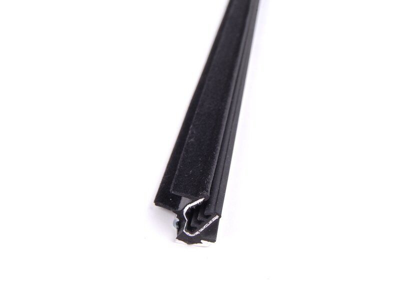 BMW NEW GENUINE 3 SERIES E92 R93 FRONT WINDOW TRIM MOLDING FINISHER CHROME RIGHT 51337119080 - Image 4