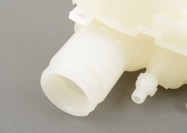 BMW NEW GENUINE 2 SERIES F46 F45 X1 SERIES F48  COOLANT EXPANSION TANK 17137617362 - Image 3