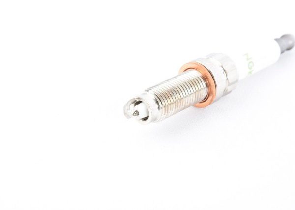 NEW GENUINE BMW PETROL ENGINE IGNITION SPARK PLUG HIGH POWER 1 PCS 12120042724 - Image 2