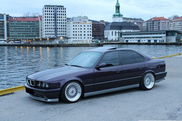 M5 / M Sport Look Side skirts/ Sill covers For BMW E34 87-96 - ABS Plastic - Image 4
