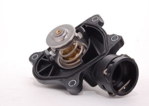 NEW GENUINE BMW 1.8 2.0 2.5 3.0 DIESEL ENGINE COOLANT THERMOSTAT WITH HOUSING 11517805811