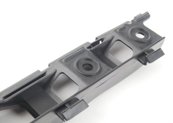 NEW GENUINE VOLKSWAGEN PASSAT B6 05-11 FRONT BUMPER O/S RIGHT BRACKET 3C0807184 - Image 4