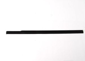 NEW GENUINE BMW 3 SERIES E46 COUPE REAR DOOR RAILING GASKET HIGH GLOSS LEFT N/S 51367891911
