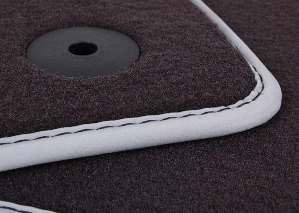 NEW GENUINE AUDI A8 2010-2017 REAR PREMIUM BLACK TEXTILE FLOOR MATS 4H0061276MNO - Image 2