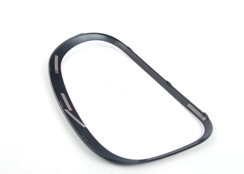 GENUINE MINI COUNTRYMAN REAR O/S RIGHT TAIL LIGHT GLOSS BLACK SURROUND 63129812632 - Image 2